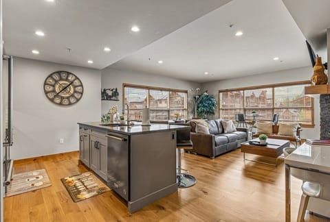 Island Counter/Living Room/Office Desk
