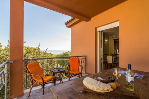 Apartment, 3 Bedrooms | Terrace/patio