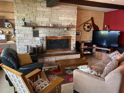 18612F11-2895-4891-BF95-081748B3FE73