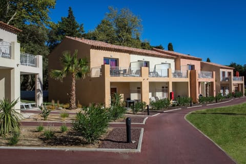 Your beautiful holiday rental is great in any season.