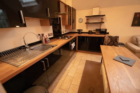 Apartment | Private kitchen | Fridge, microwave, oven, stovetop