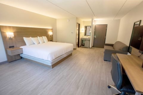 Down comforters, desk, laptop workspace, blackout drapes