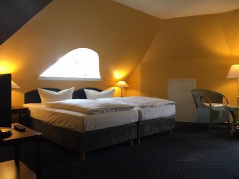 Apartment, 2 Bedrooms | Individually decorated, individually furnished, desk, free WiFi