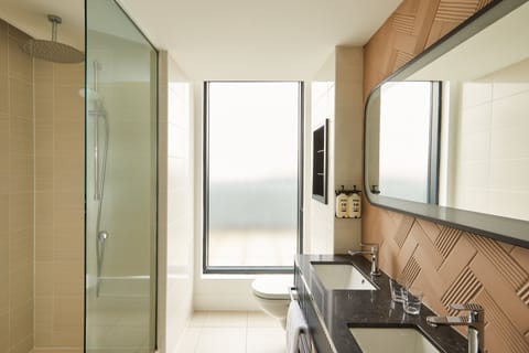 Room, 1 King Bed, City View, Corner (Super King, Refurbished, Balcony) | Bathroom | Shower, rainfall showerhead, free toiletries, hair dryer