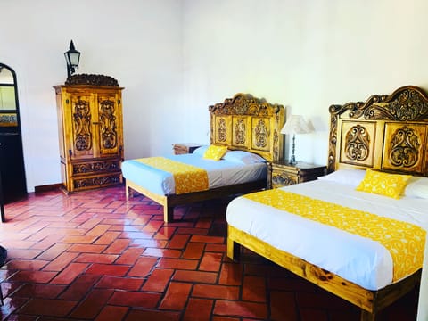 This is the Room you are renting. Two queen size beds with en-suite bathroom.