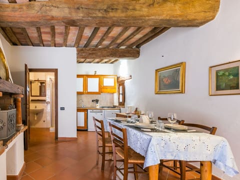 Picture Frame, Property, Table, Furniture, Cabinetry, Interior Design, Wood, Chair, Building, Wall