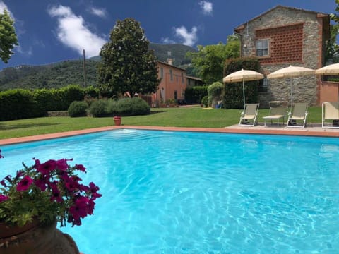 Swimming Pool, Property, Sky, Natural Landscape, Leisure, Real Estate, Resort, House, Vacation, Azure