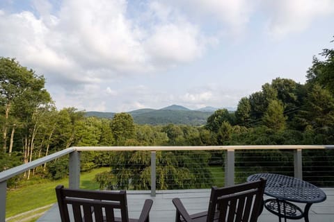 Welcome to Mountain Skye Lodge!