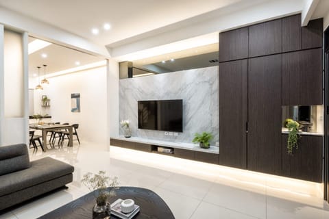 Apartment | Living area | 42-inch flat-screen TV with cable channels, TV