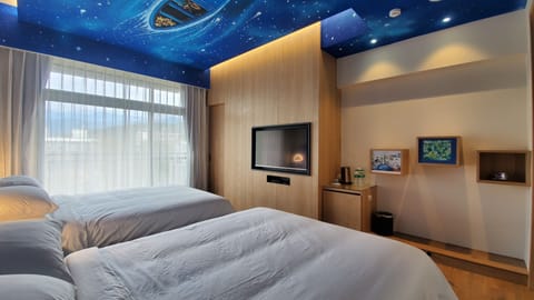 Family Quadruple Room | Premium bedding, desk, blackout drapes, soundproofing