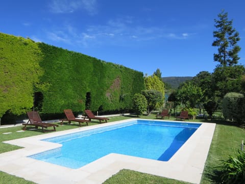 Swimming Pool, Resort, Garden, Leisure, Shade, Landscaping, Water Feature, Backyard, Eco Hotel, Design