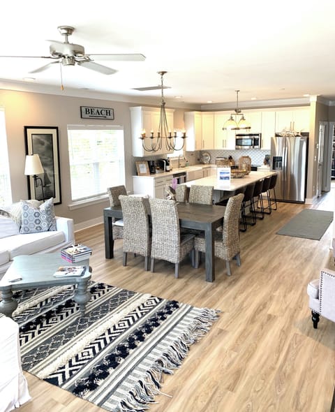 Lots of room for entertaining and dining. 