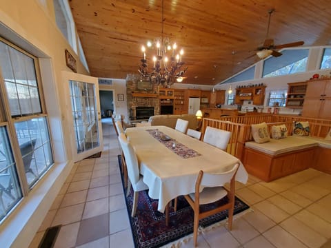 Wonderful Dining Area with a Lake View! 
