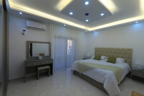 Apartment | 1 bedroom, iron/ironing board, WiFi (free), bed sheets
