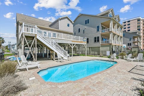 Enjoy an evening dip in this sparkling pool!