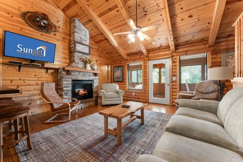 Cottage, 4 Bedrooms | Living area | Smart TV