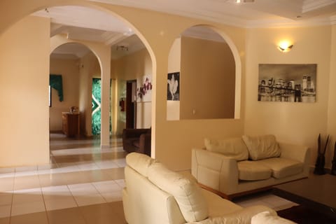 Apartment | Living area | 32-inch flat-screen TV with satellite channels, TV