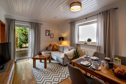 Apartment, Private Bathroom | Interior