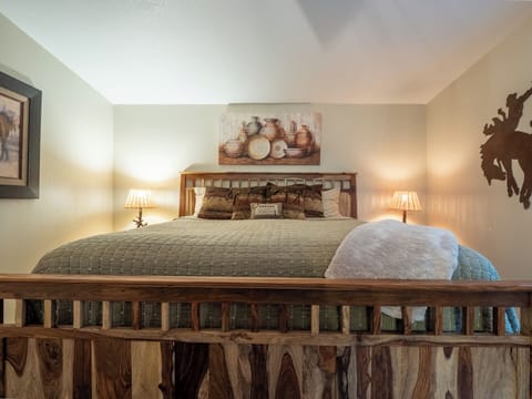 Master King Bed