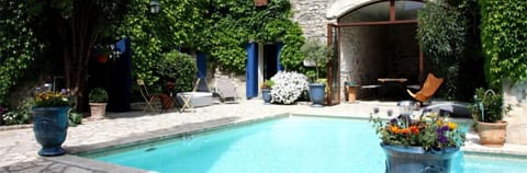 Seasonal outdoor pool, pool umbrellas, sun loungers