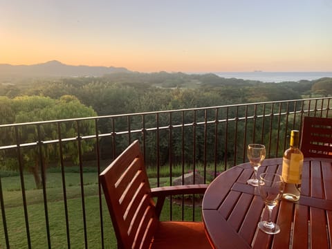 Spectacular sunsets overlooking the Pacific Ocean.