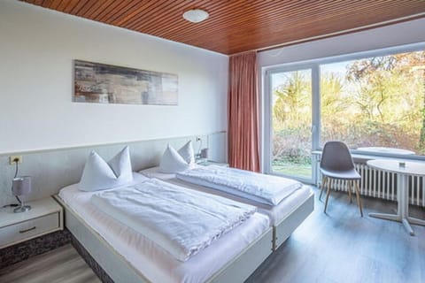 Desk, free WiFi, wheelchair access