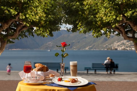 Single Room, Lake View | Outdoor dining | Breakfast, lunch and dinner served