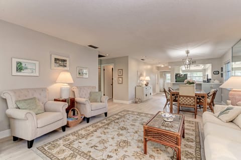 Seating and conversation area. The sofa pulls out to a queen size sleeper