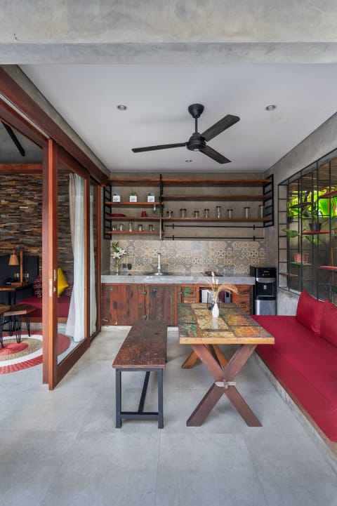 Mini-fridge, microwave, stovetop, dishwasher