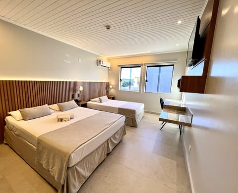 Superior Triple Room | Minibar, soundproofing, free WiFi, bed sheets