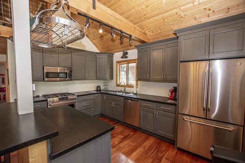 Bonanza Kitchen - Bonanza Kitchen