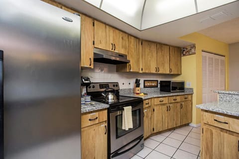 Small appliances include microwave, toaster, blender, mixer, and crockpot