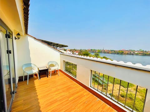 Panoramic Double or Twin Room, Balcony, River View | Terrace/patio