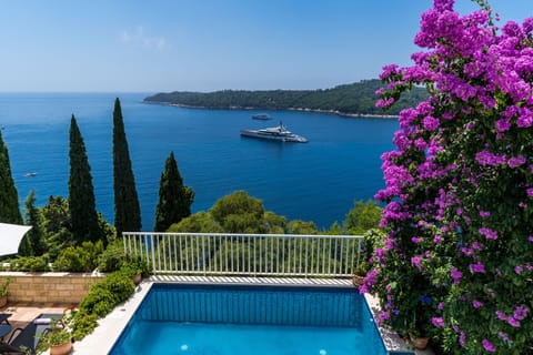 Villa (Six Bedroom Villa with Swimming pool ) | Pool | Outdoor pool, pool umbrellas, sun loungers