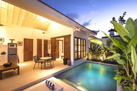 Front of property - evening/night