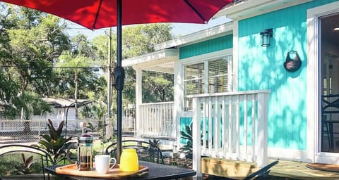 Side Courtyard - A place to enjoy coffee in the morning and  fire pit  gathering in the evening.