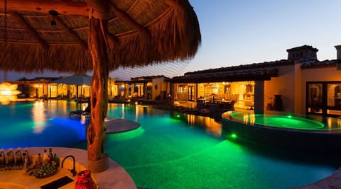 Villa (6 Bedrooms) | Property amenity
