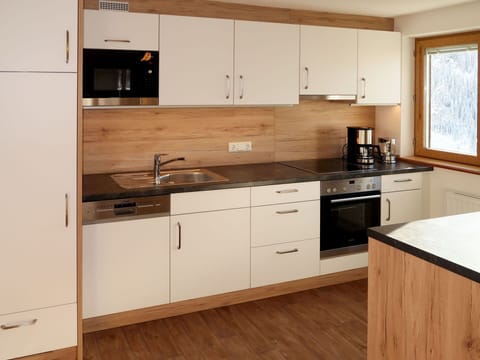 Brown, Countertop, Cabinetry, Sink, Kitchen Sink, Furniture, Building, Kitchen, Tap, Drawer