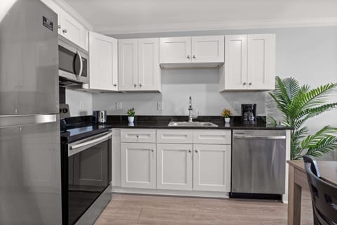 Ocean View 2 Bedroom Condo, Premier, King, - Sleeps 6 | Private kitchen | Full-size fridge, microwave, oven, stovetop