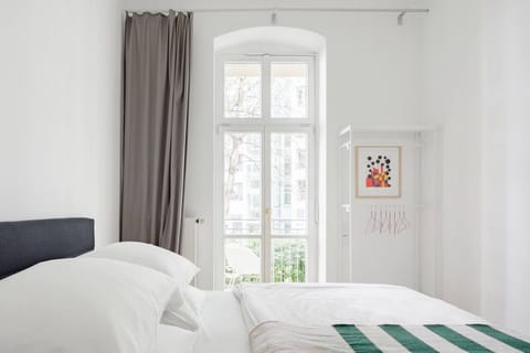 Luxury Apartment, 2 Bedrooms | Iron/ironing board, free WiFi, bed sheets
