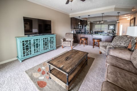 Luxury Condo, 2 Bedrooms, Lake View, Lakeside | Living area | 42-inch flat-screen TV with digital channels, TV, DVD player
