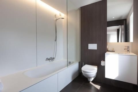 Free toiletries, hair dryer, towels, toilet paper