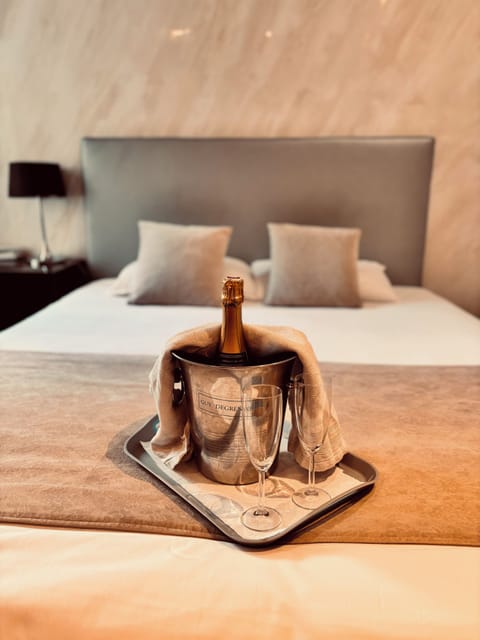 Double Room (Accessible) | In-room safe, desk, soundproofing, free WiFi