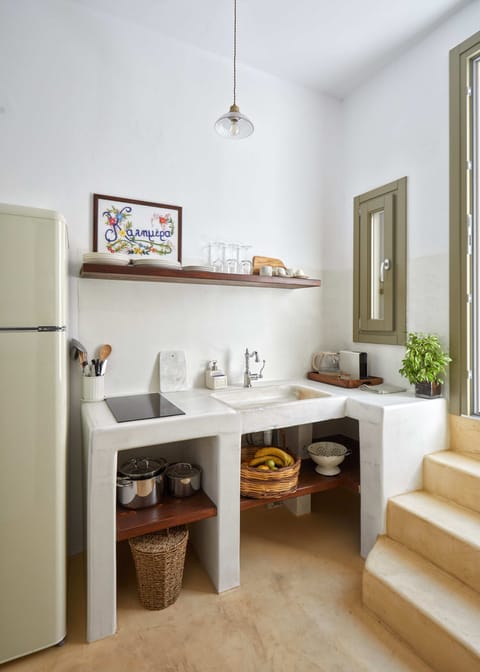 Superior Studio, Sea View | Private kitchen | Fridge, espresso maker, coffee/tea maker, electric kettle