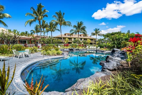 House, 1 King Bed, Golf View (Waikoloa Beach Villas E32) | Pool | A heated pool