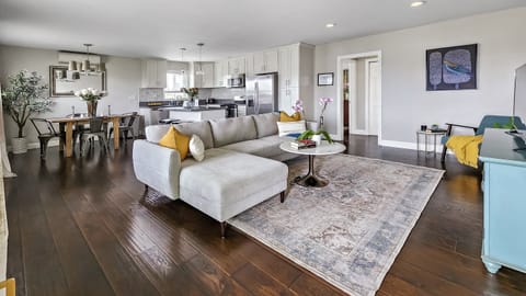 Spacious and open living area with Chef's kitchen.