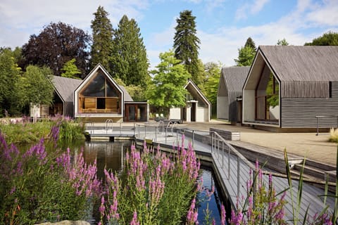 Sauna, hot tub, steam room, hot springs, body treatments, aromatherapy