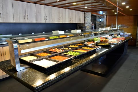 Daily buffet breakfast for a fee