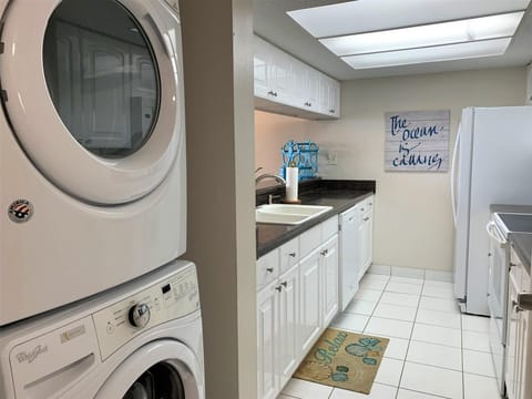 440 West 804N Full size washer and dryer inside vacation rental