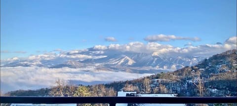 Unreal Views Of Mt. LeConte And The Great Smoky Mountains National Park Right From The Deck!